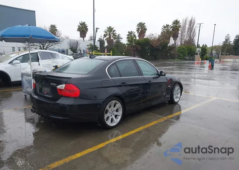 2006 BMW 330I z USA, uszkodzony, nr VIN WBAVB33566PS17641